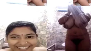 Hindi XXX Video Big boobs housewife nude bath on video call with lover viral mms