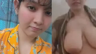 Fsiblog leaked mms Big Milk tanker Bangladeshi muslim girl big boobs showing nude selfie