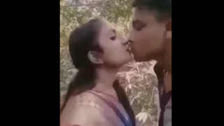 Indian mms porn college boy fucking his sexy teacher in outdoor public park