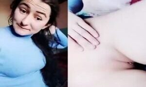 xnxxcom xyz Very Beautiful Pakistani Pashto village girl nude shaved pussy showing selfie video